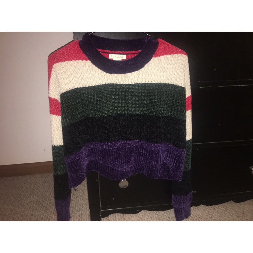 Small Cropped Sweater